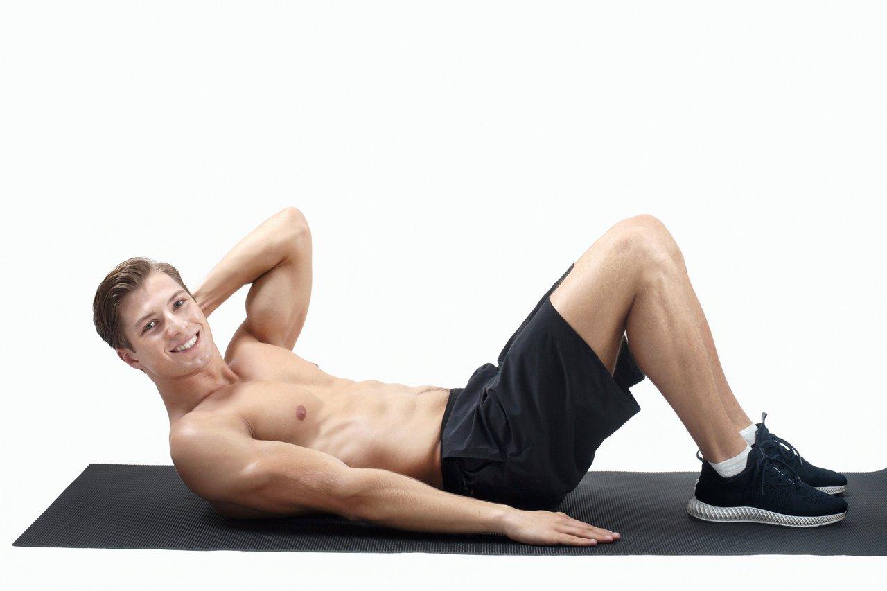 Programme 30 Minutes Débutant Sans Matériel pour Renforcer le Gainage et la Sangle Abdominale