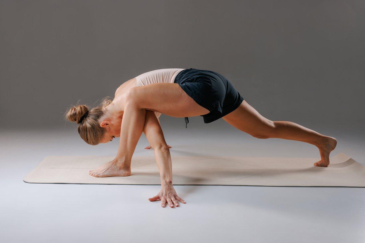 Routine mobilité articulaire en 15 minutes : méthode intermédiaire pour prévenir les blessures chez les actifs